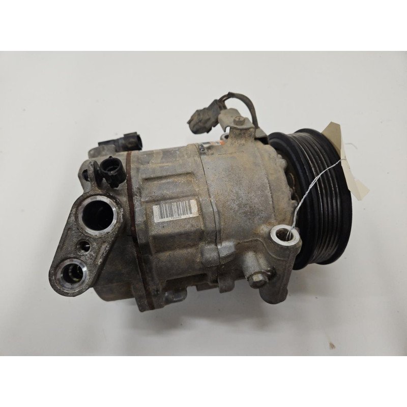 Compresseur Clim Jeep Cherokee 4 (1)