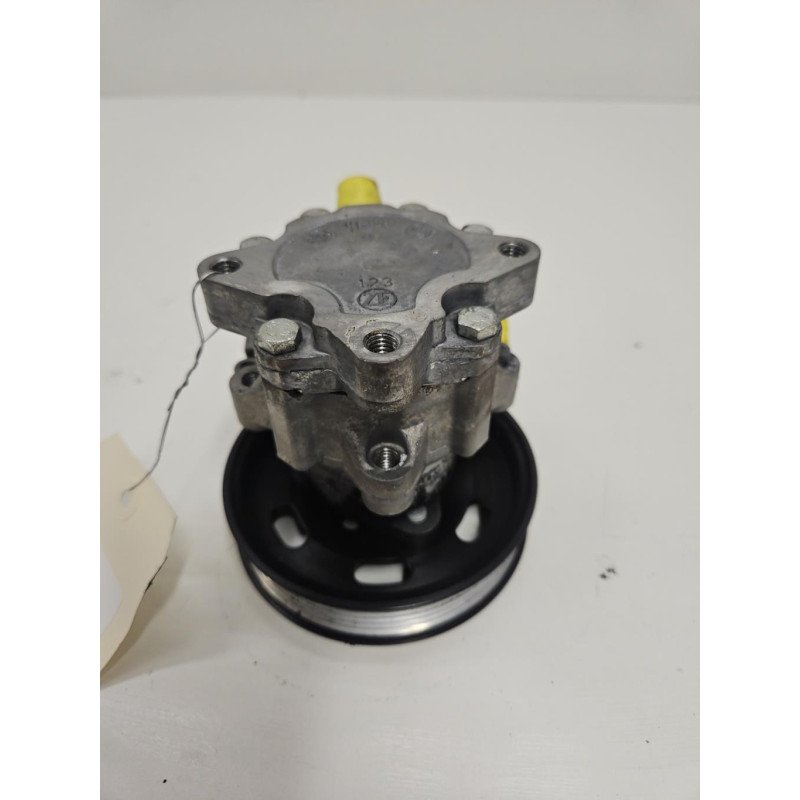 Pompe De Direction Audi A4 2 Avant Phase 2 Break (1)