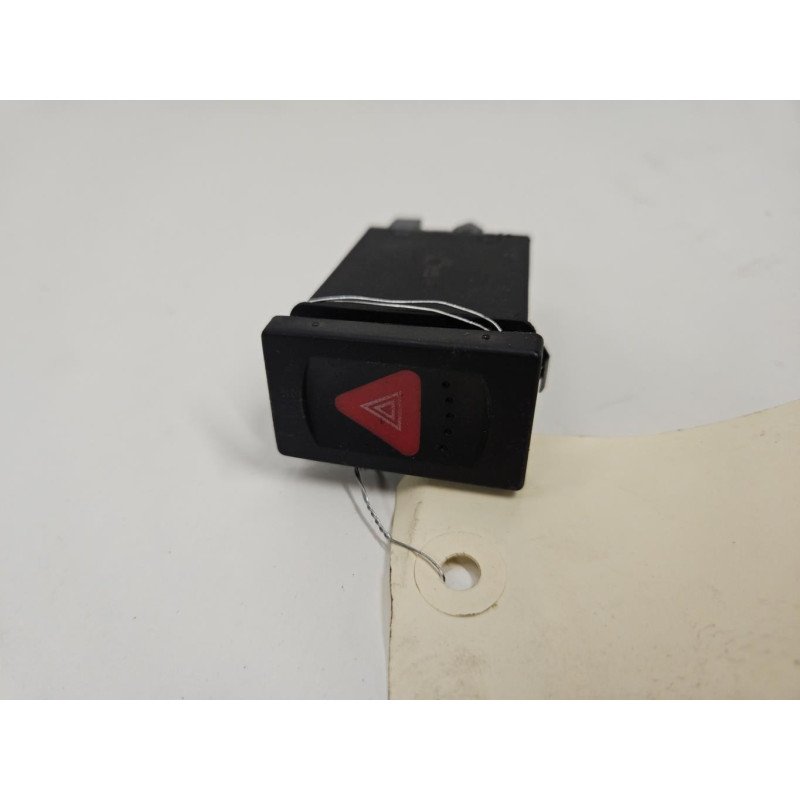 Bouton De Warning Volkswagen Passat 4 Phase 1 (1)