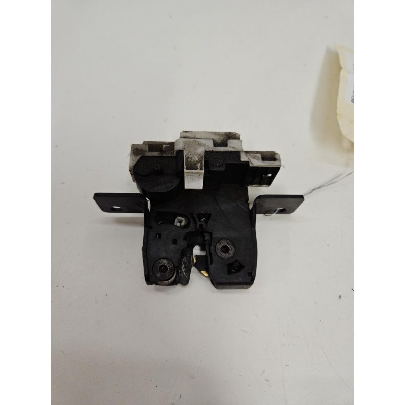 Serrure De Coffre Renault Megane 2 Phase 1 Break (1)