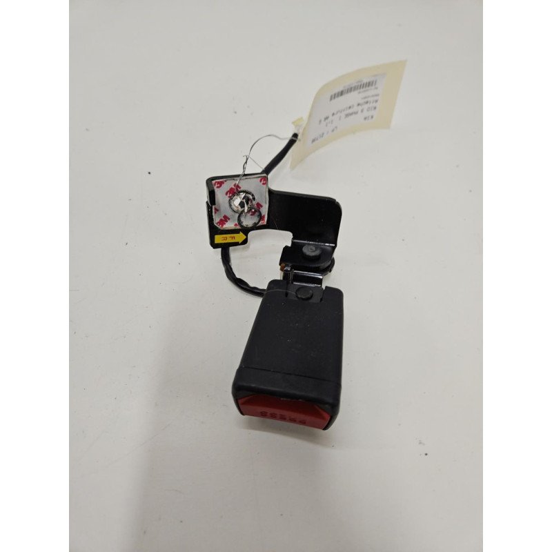 Attache Ceinture Arriere Gauche Kia Rio 3 Phase 1 (1)