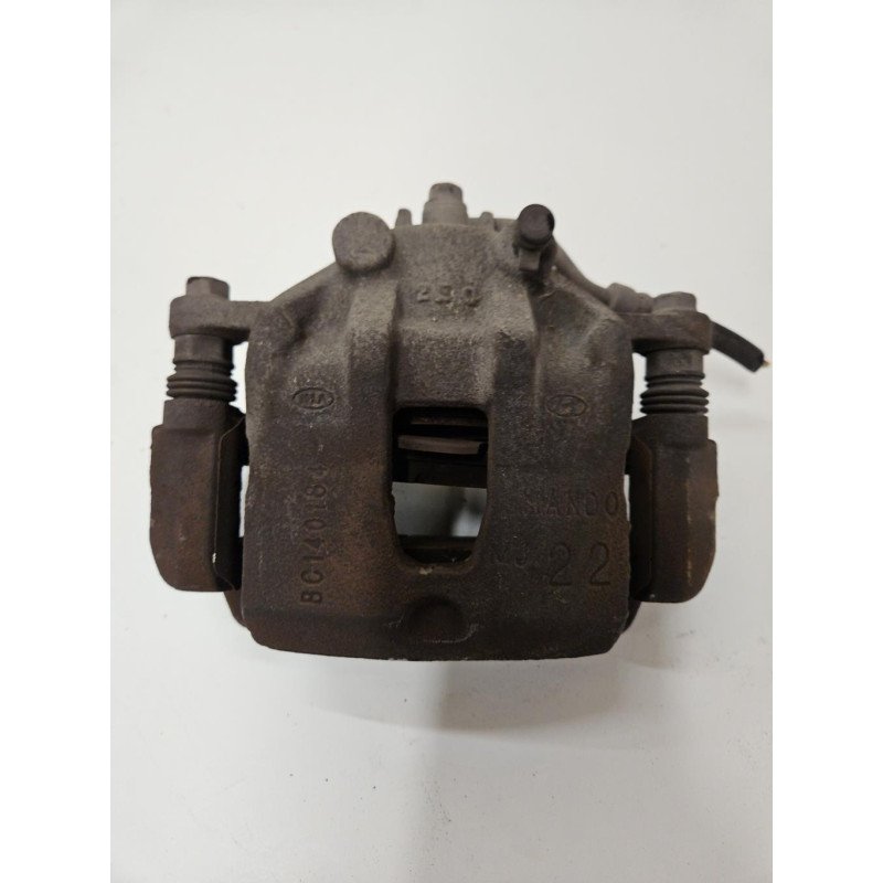 Etrier Avant Gauche (freinage) Kia Rio 3 Phase 1 (1)