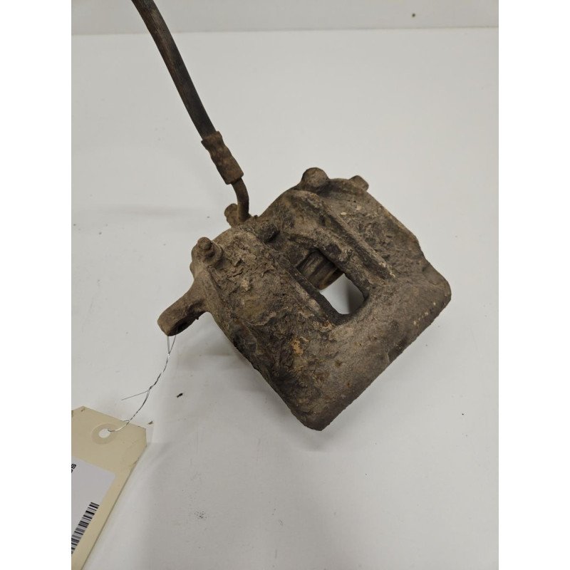 Etrier Avant Gauche (freinage) Nissan Terrano 2 Phase 2 (1)