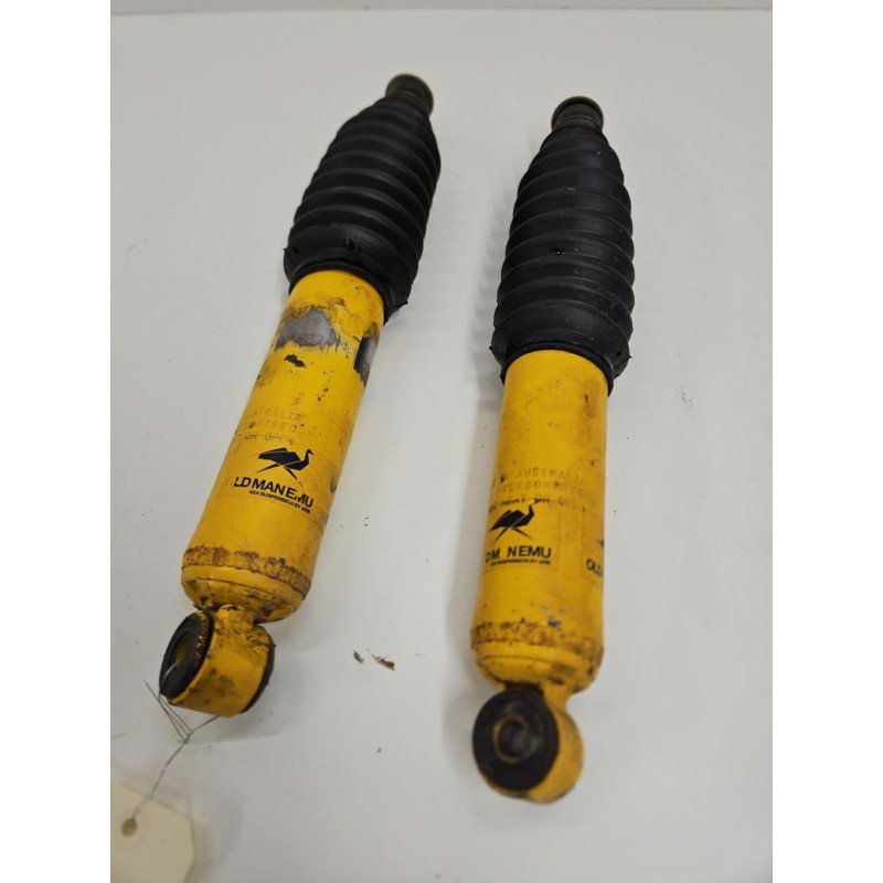 Amortisseurs Avant Nissan Terrano 2 Phase 2 (1)