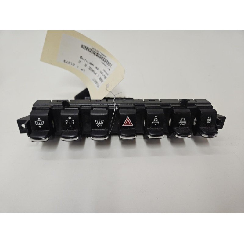 Bouton De Warning Peugeot 3008 1 Phase 2 (1)