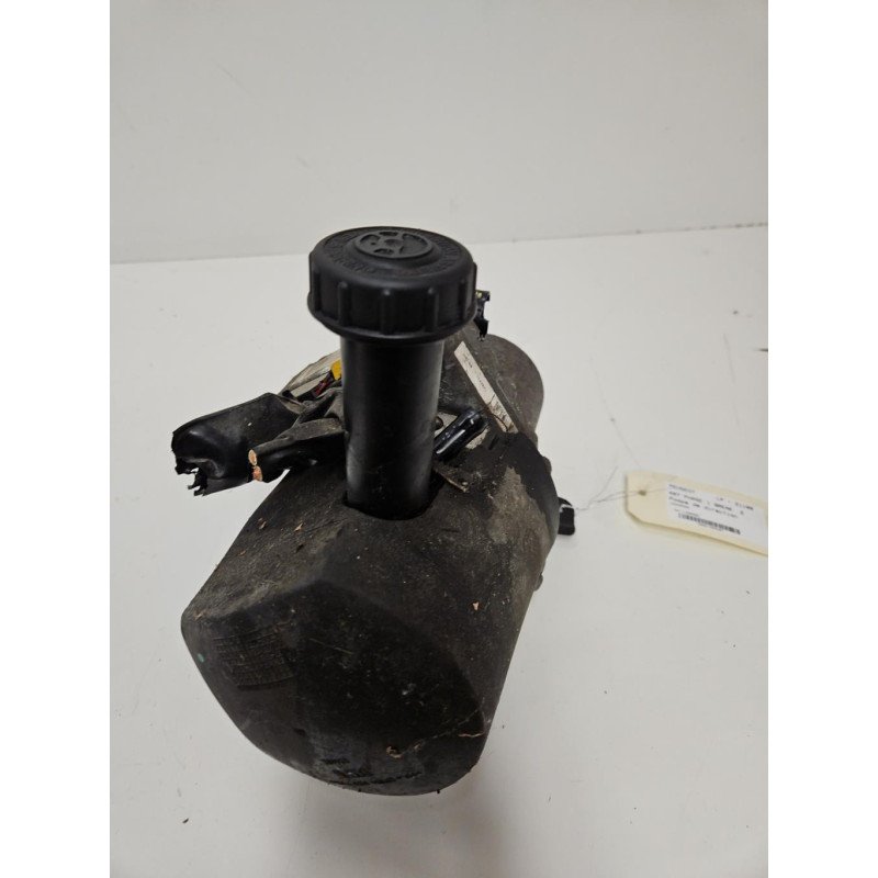 Pompe De Direction Peugeot 407 Phase 1 Break (1)