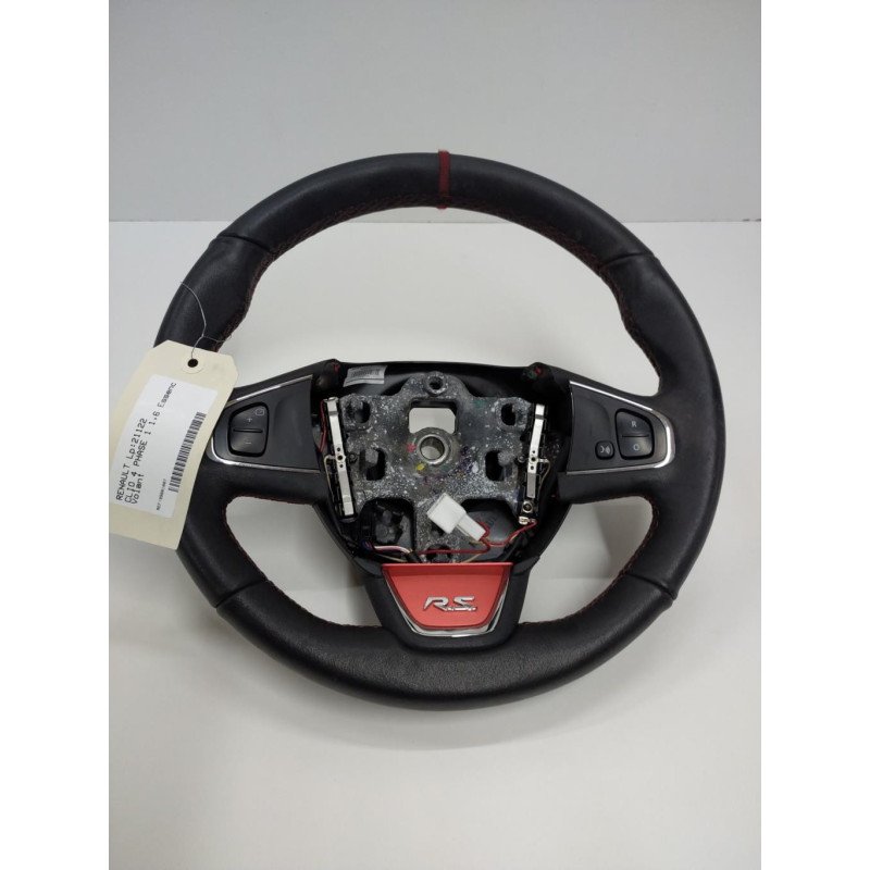 Volant Renault Clio 4 Phase 1 (1)
