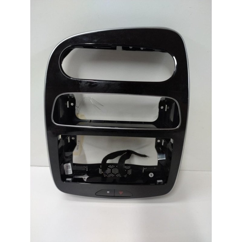 Facade Autoradio Renault Clio 4 Phase 2 (1)