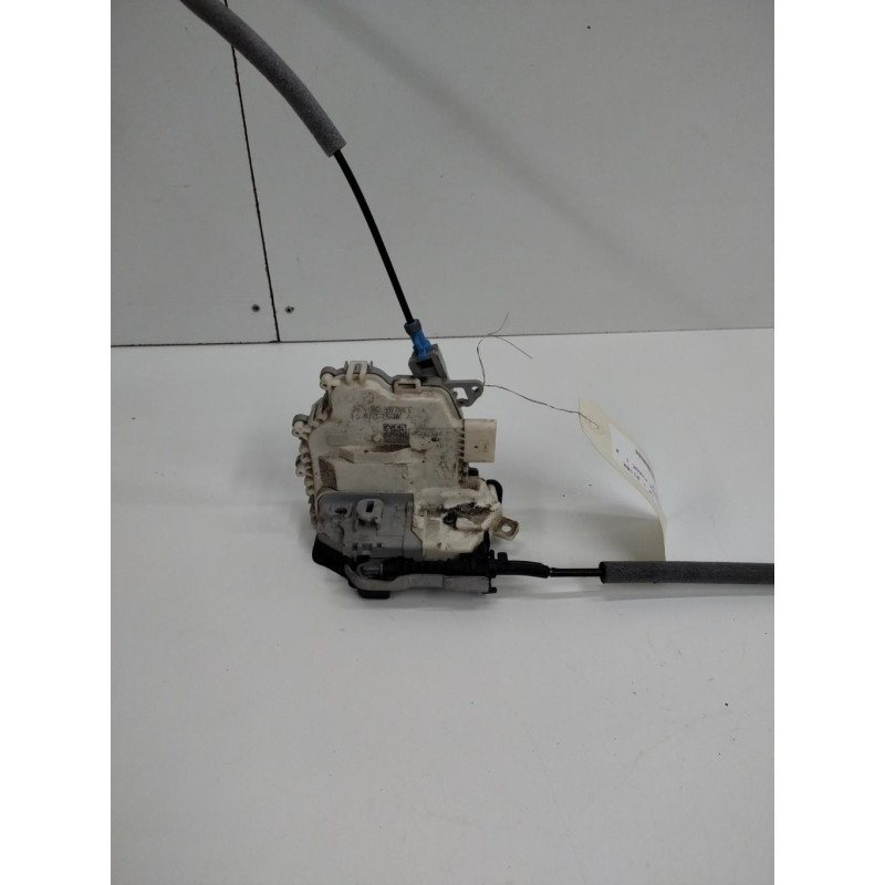 Serrure Arriere Droit Audi A3 3 Sportback Phase 1 (1)
