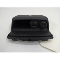 Prise Port Usb Peugeot 2008 1 Phase 2 (1)