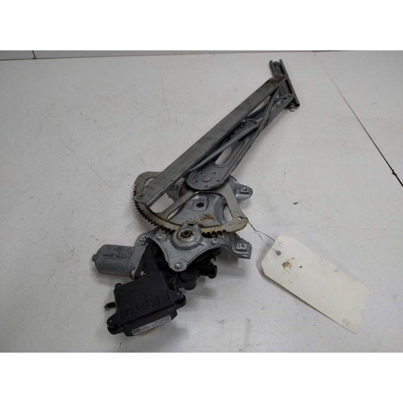Leve Vitre Electrique Avant Gauche Toyota Yaris 2 Phase 1 (1)