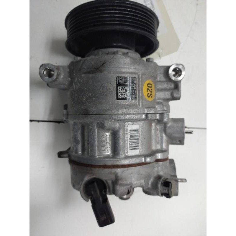 Compresseur Clim Volkswagen Polo 6 Phase 1 (1)