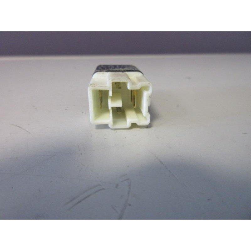 e (1)