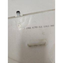 a (4)