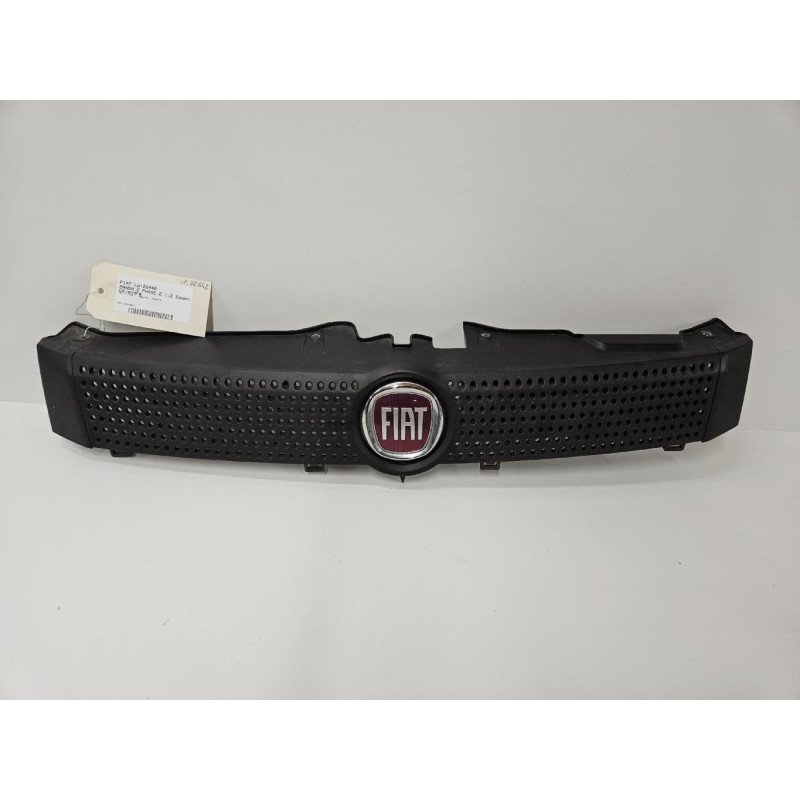 Calandre Fiat Panda 2 Phase 2 (1)