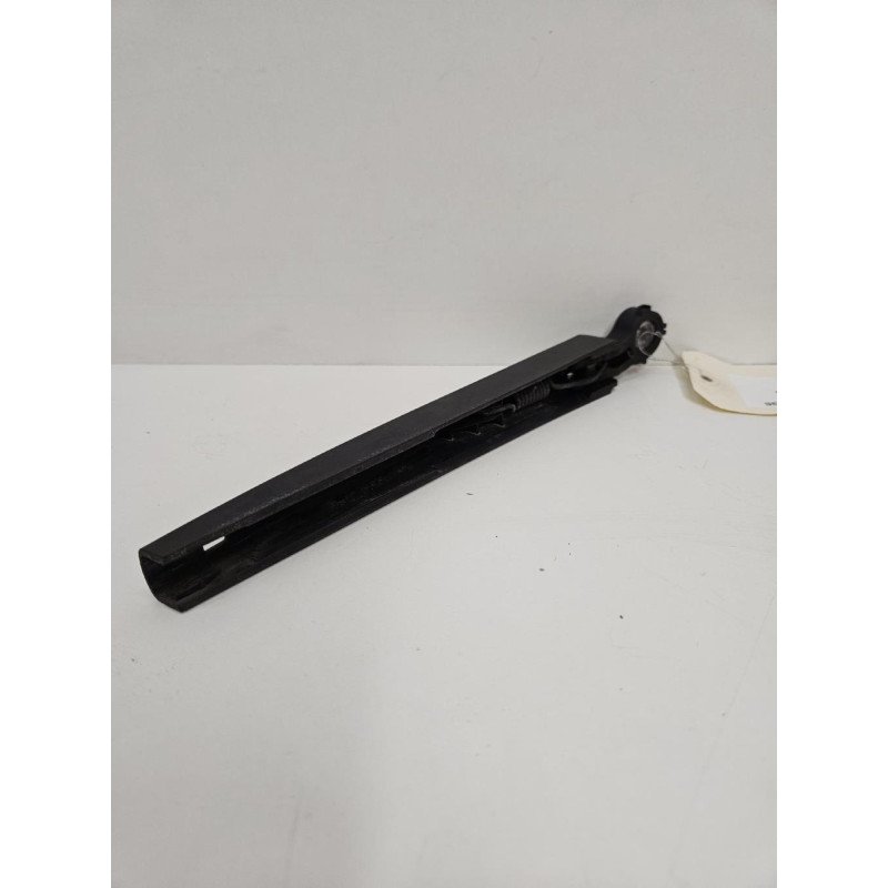 Bras Essuie Glace Arriere Volkswagen Golf 6 (1)
