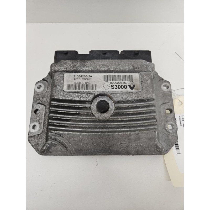 Calculateur Renault Megane 2 Phase 1 (1)