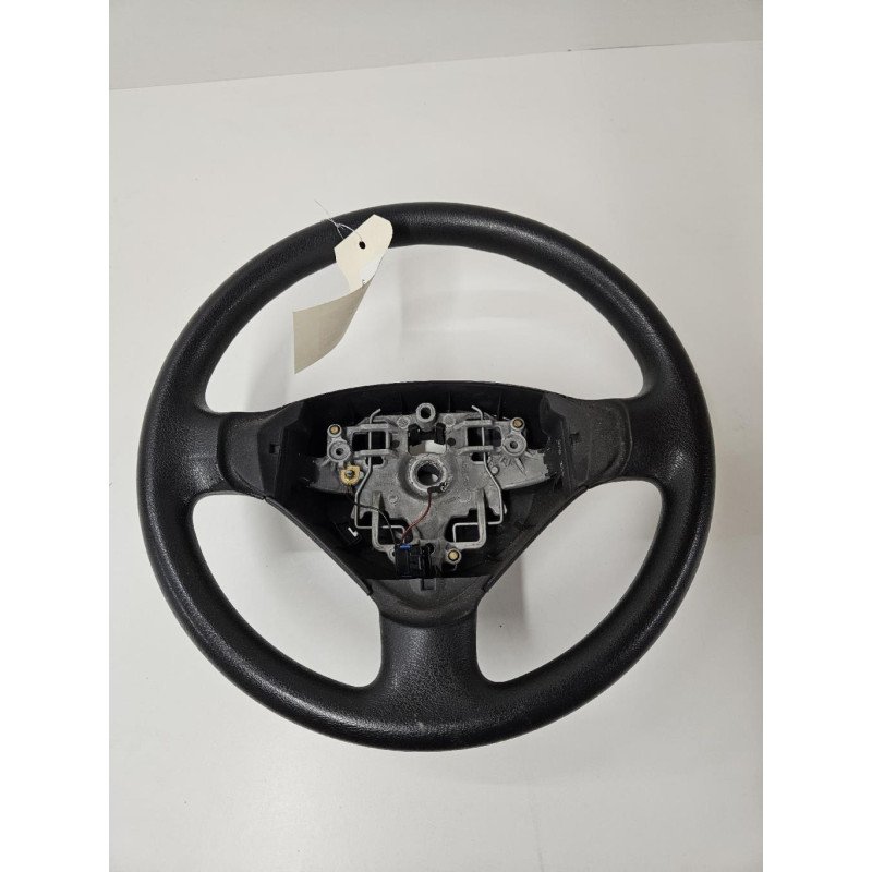 Volant Peugeot 206+ (1)