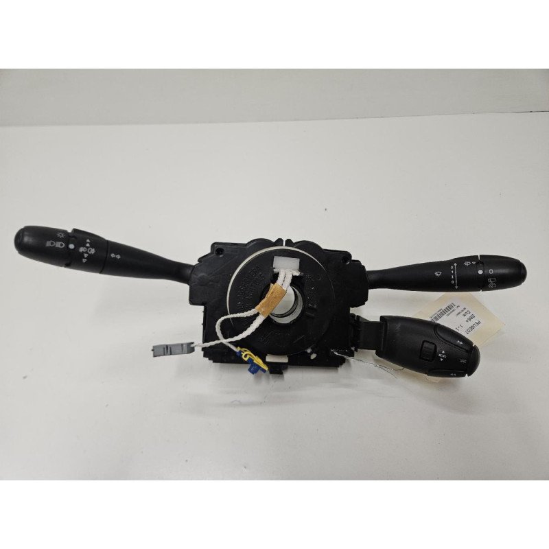 Com (bloc Contacteur Tournant+commodo Essuie Glace+commodo Phare) Peugeot 206+ (1)