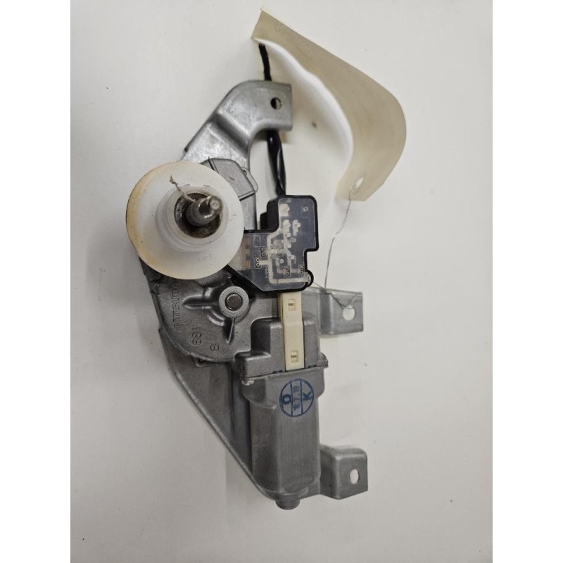 Moteur Essuie Glace Arriere Suzuki Swift 4 (1)