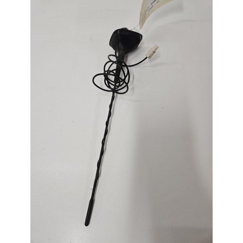 Antenne Renault Clio 4 Phase 1 Break (1)