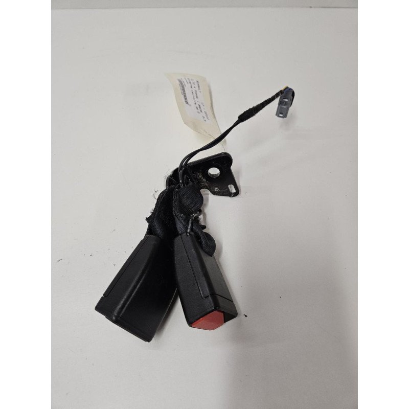Attache Ceinture Arriere Gauche Renault Clio 4 Phase 1 Break (1)