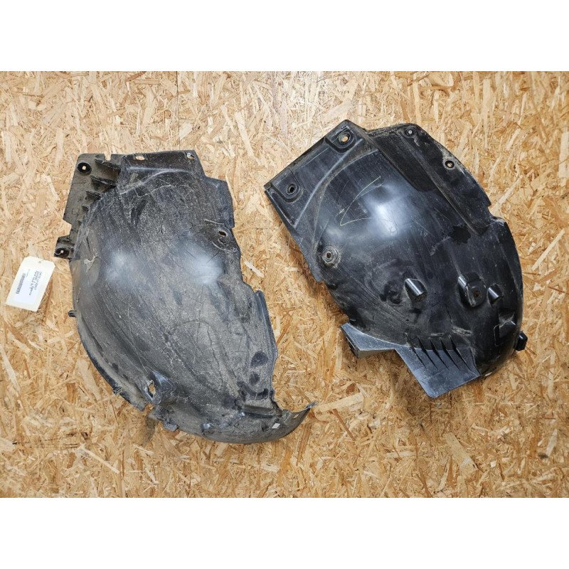 Pare Boue Avant Gauche Dacia Sandero 3 (1)