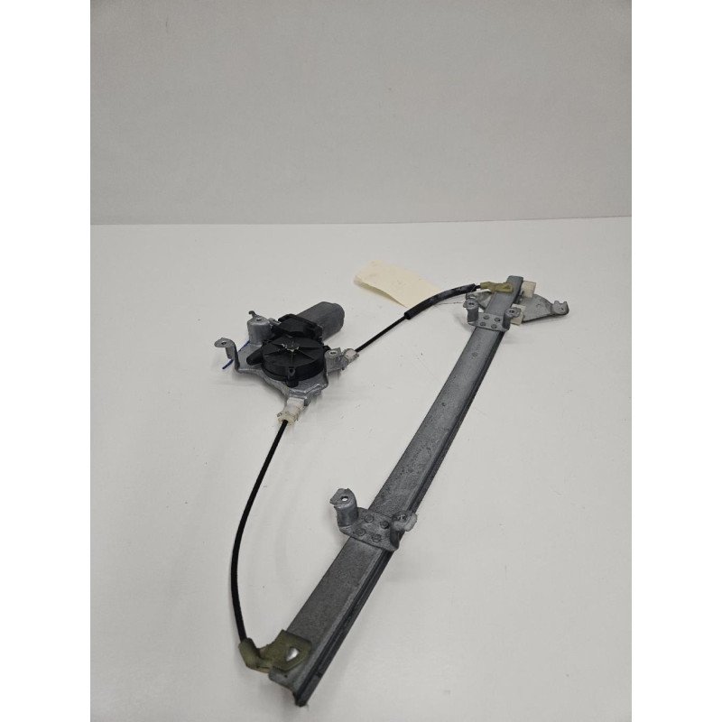 Leve Vitre Electrique Avant Droit Nissan Almera Tino Phase 1 (1)