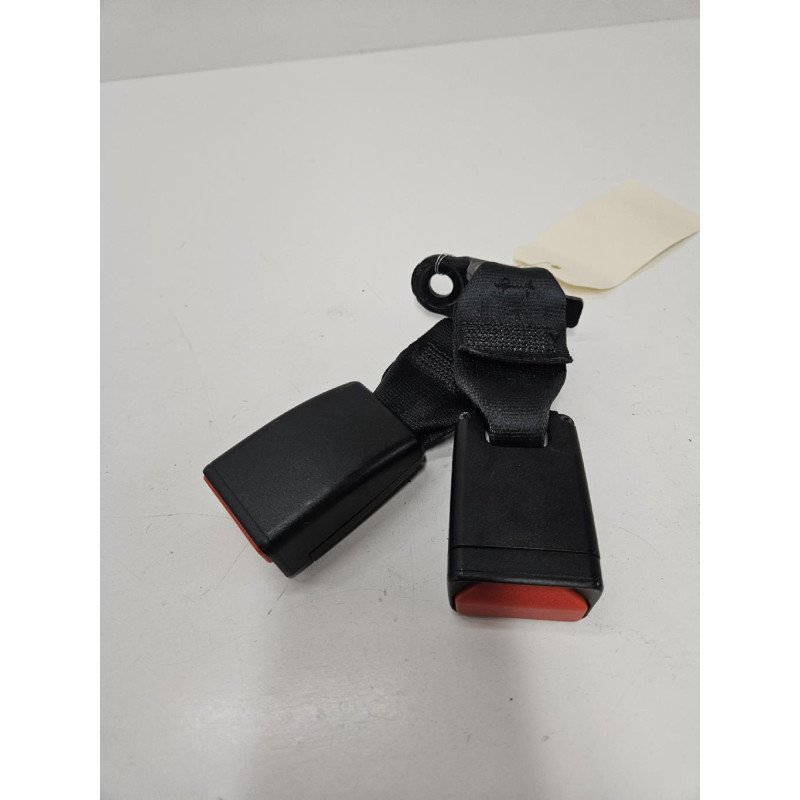 Attache Ceinture Arriere Droit Peugeot 208 1 Phase 1 (1)