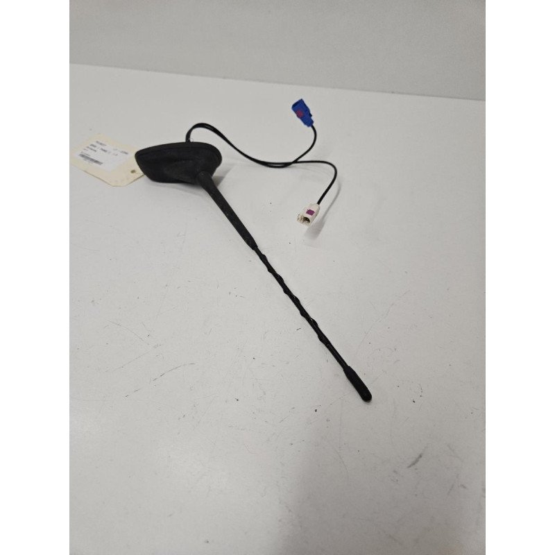 Antenne Peugeot 2008 1 Phase 2 (1)