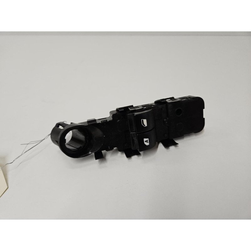 Interrupteur De Leve Vitre Avant Gauche Peugeot 207 Phase 1 (1)