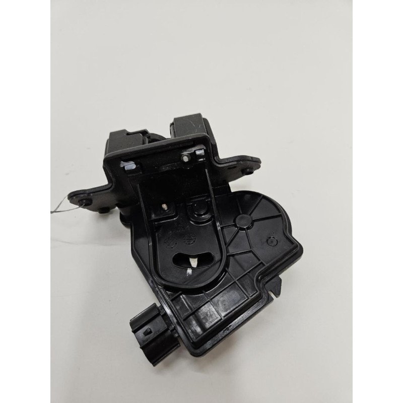 Serrure De Coffre Toyota Auris 1 Phase 1 (1)