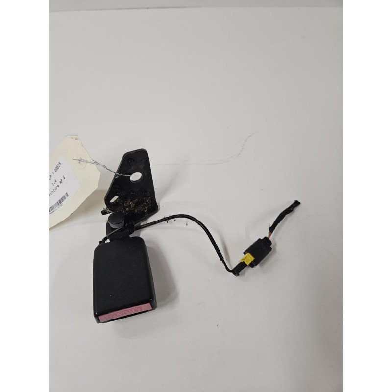 Attache Ceinture Arriere Gauche Peugeot 207 Phase 1 (1)