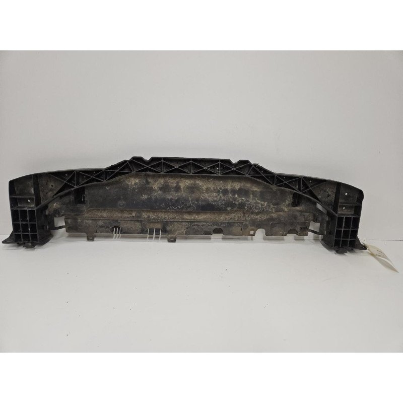 Traverse Inferieure Peugeot 207 Phase 1 (1)
