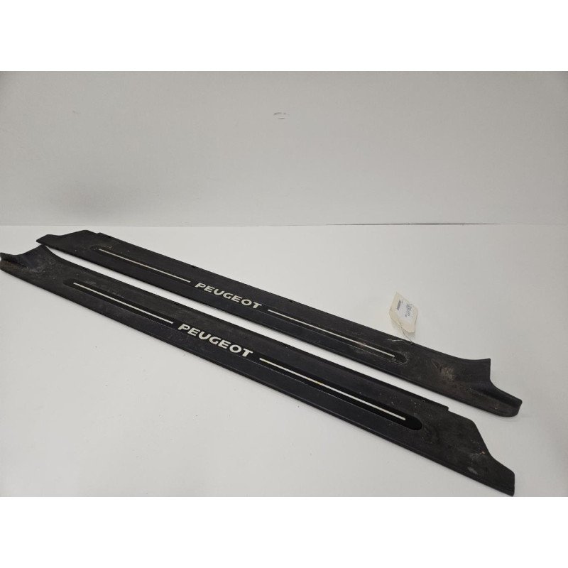 Divers Peugeot 406 Coupe (1)