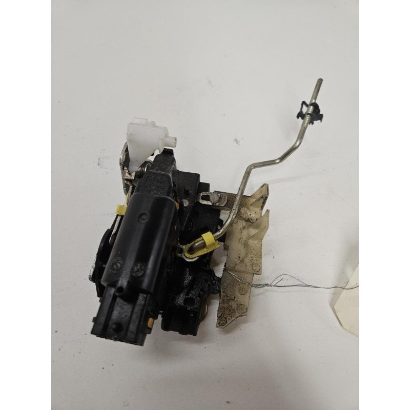 Serrure Avant Gauche Dacia Duster 1 Phase 2 (1)