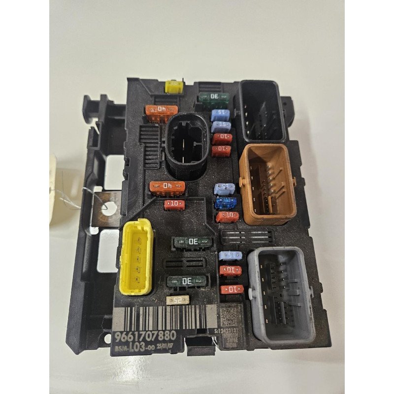 Boitier Servitude Moteur (bsm) Citroen C3 1 Phase 2 (1)
