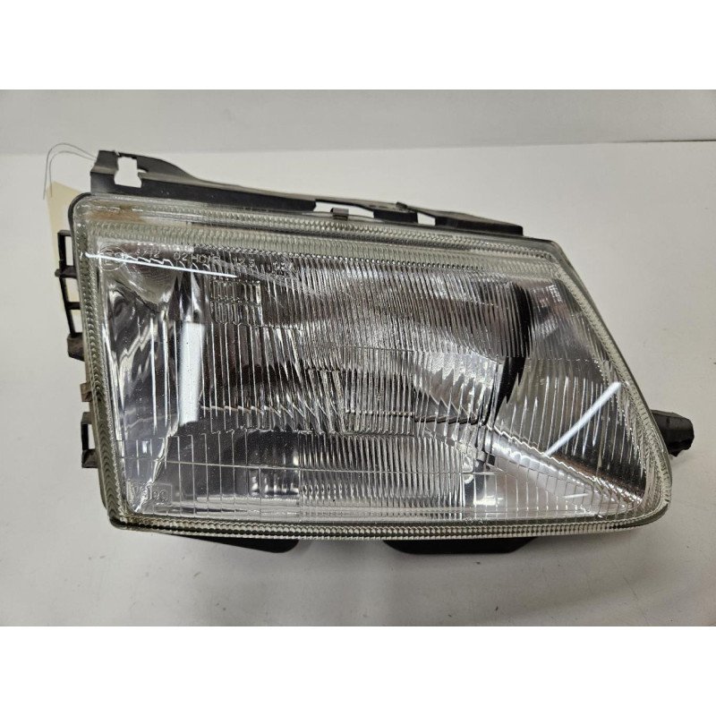 Optique Avant Principal Droit (feux)(phare) Citroen Saxo Phase 1 (1)