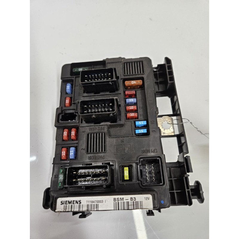 Boitier Servitude Moteur (bsm) Citroen Xsara Picasso Phase 1 (1)