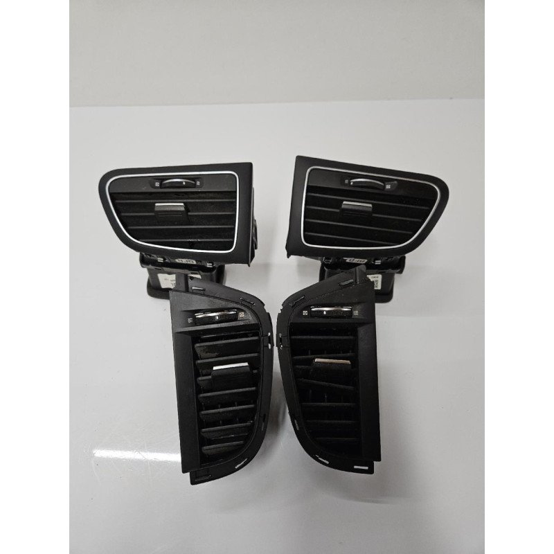 Aerateur Tableau De Bord Renault Megane 4 Phase 1 Break (1)