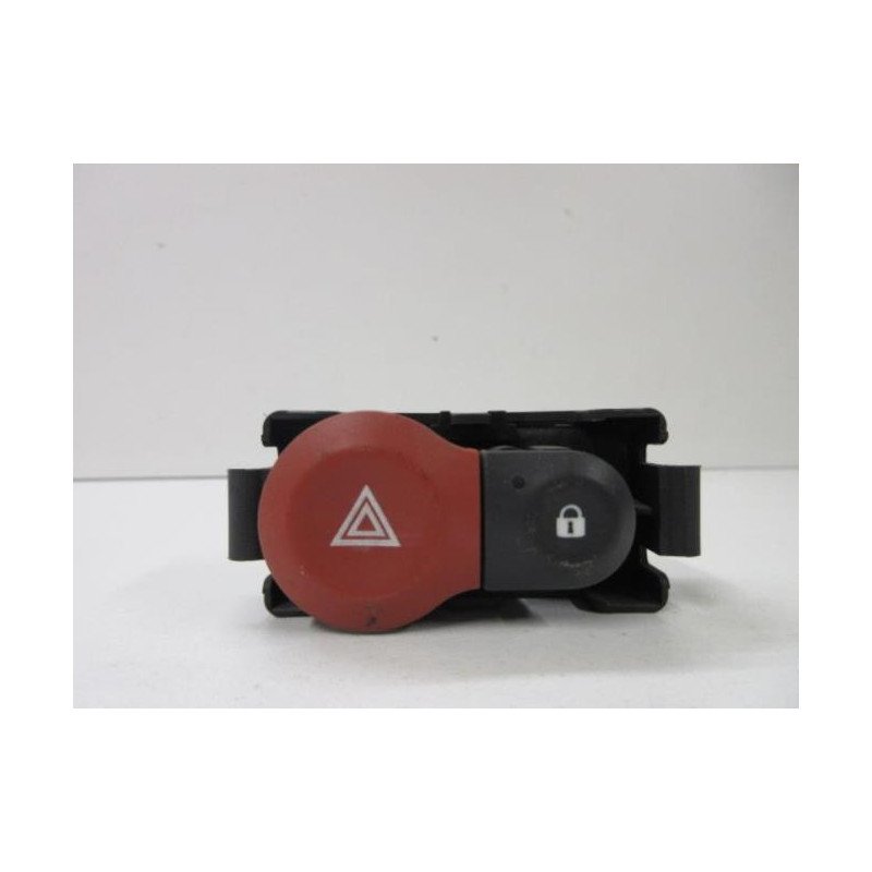 Bouton De Warning Renault Clio 3 Phase 1 (1)