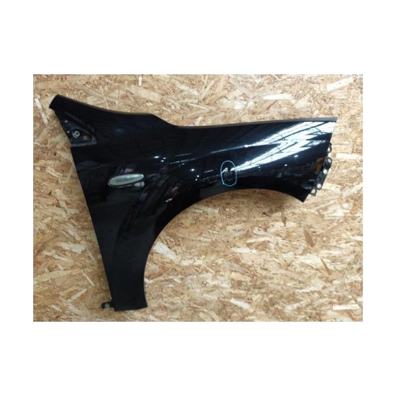 Aile Avant Droit Fiat Croma 2 Phase 2 Break (1)