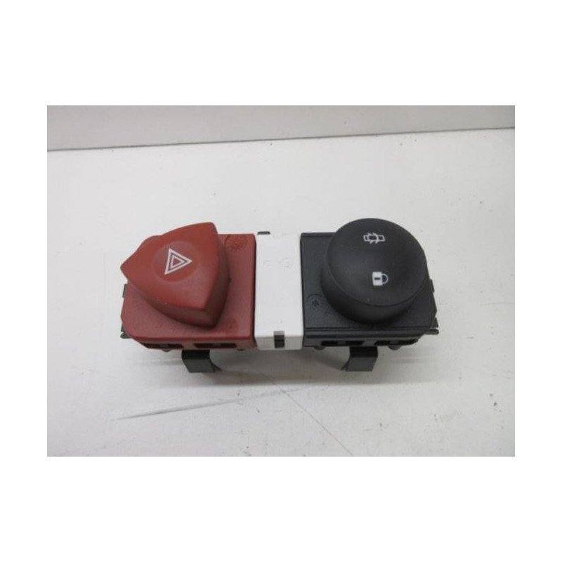 Bouton De Warning Renault Scenic 2 Phase 1 (1)