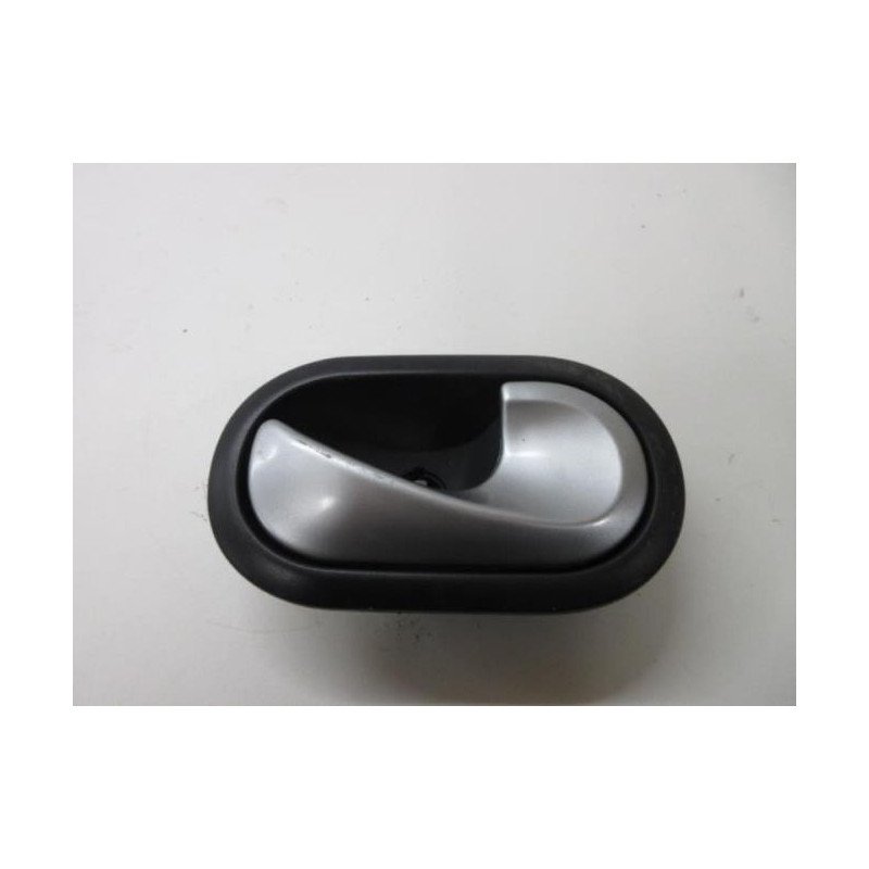 Poignee Interieur Avant Droit Renault Clio 3 Phase 2 (1)