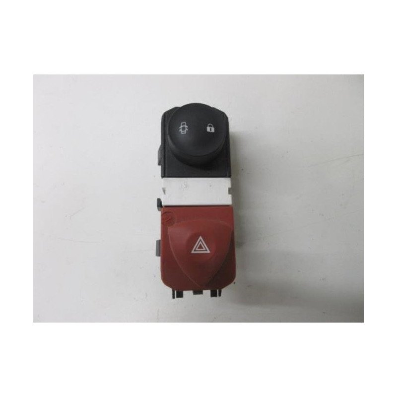 Bouton De Warning Renault Scenic 2 Phase 2 (1)