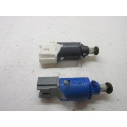 Contacteur Feu Stop Renault Kangoo 2 Phase 1 (1)