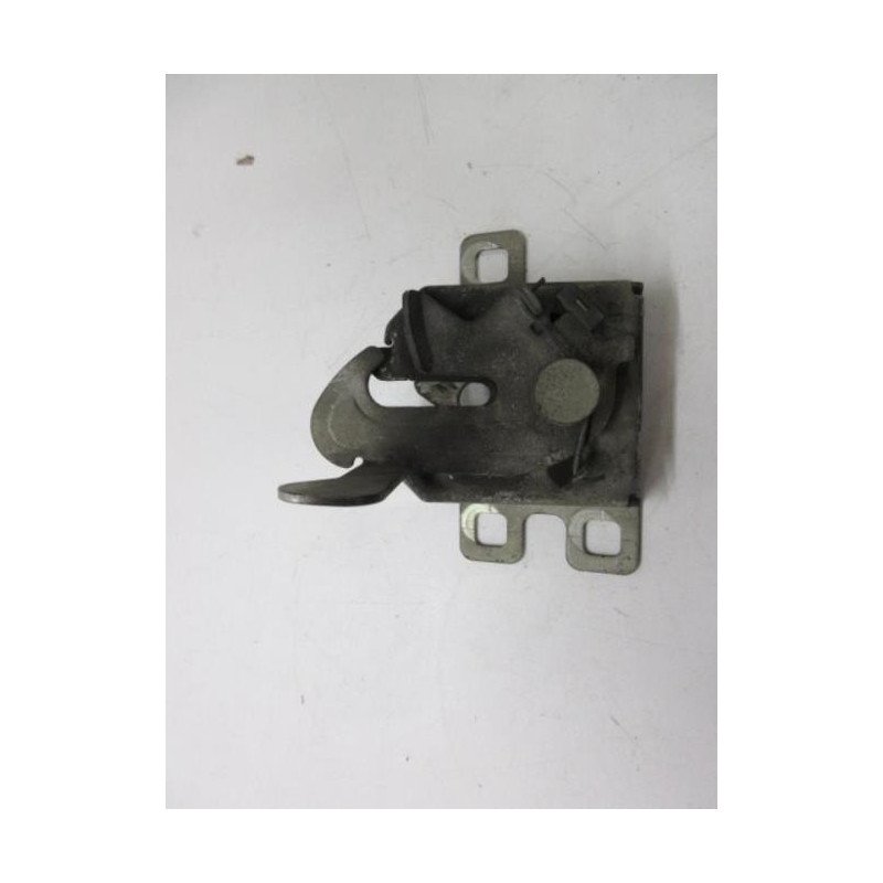 Serrure De Capot Peugeot Bipper (1)