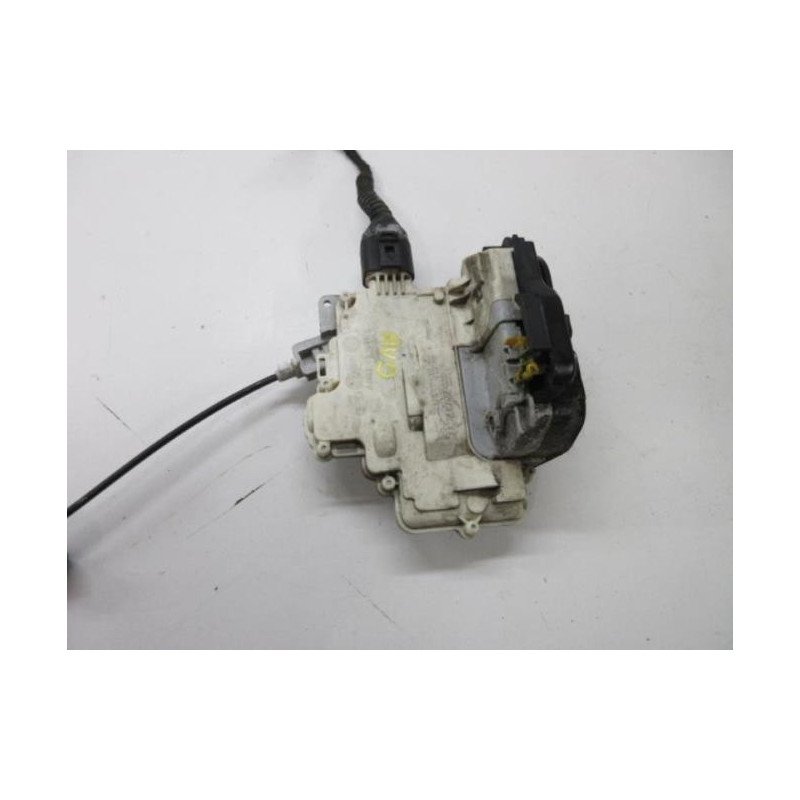 Serrure Avant Droit Audi A4 2 Avant Phase 2 Break (1)